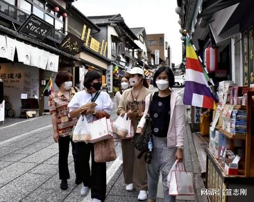 日元贬值与日本重开国门 外国游客迎来2025年最佳入境时机